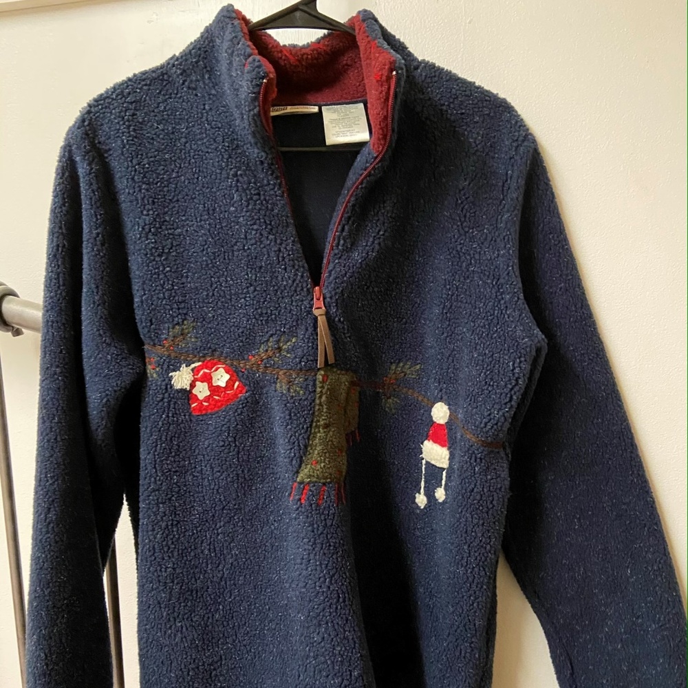 Cute Holiday Pullover Very Warm